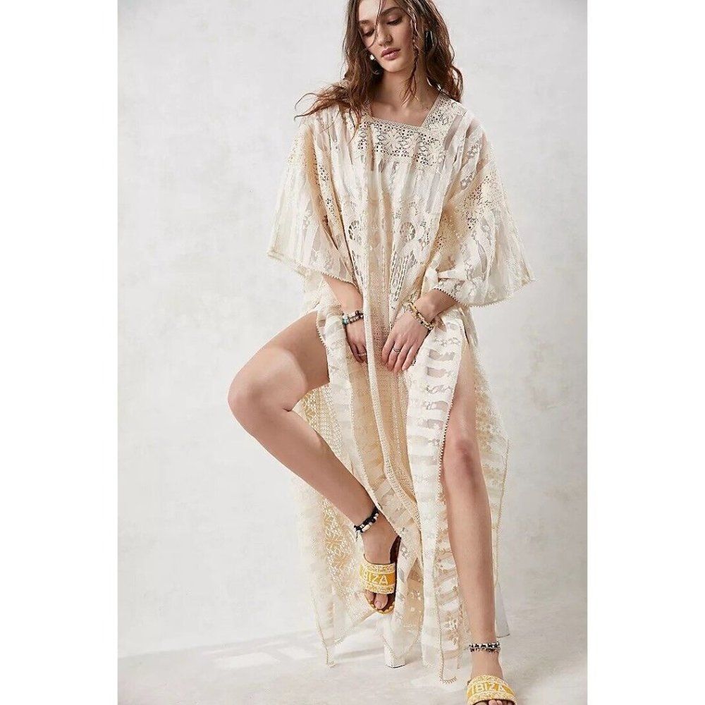 NWT FREE PEOPLE X ANNA SUI EUPHORIA LACE KAFTAN IN IVORY - Picture 4 of 4